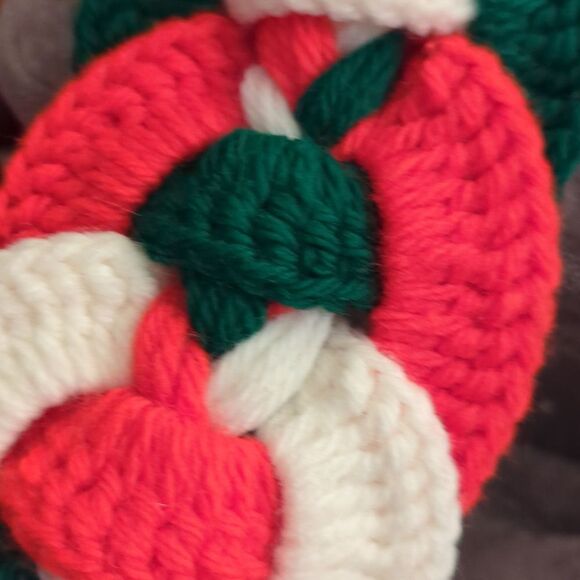 Vintage Christmas holiday handmade yarn braided decor - Picture 5 of 5